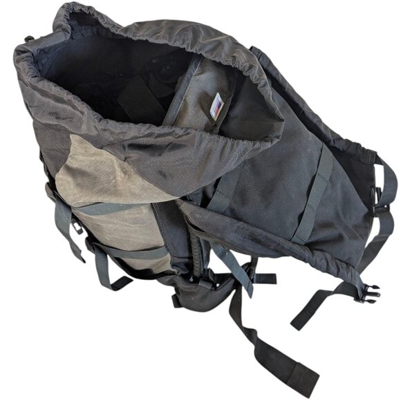 Madden Boulder, CO Internal Backpack - Size Medium - Picture 5 of 13